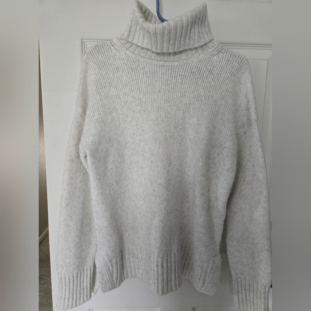 Banana Republic Cream Turtleneck Sweater